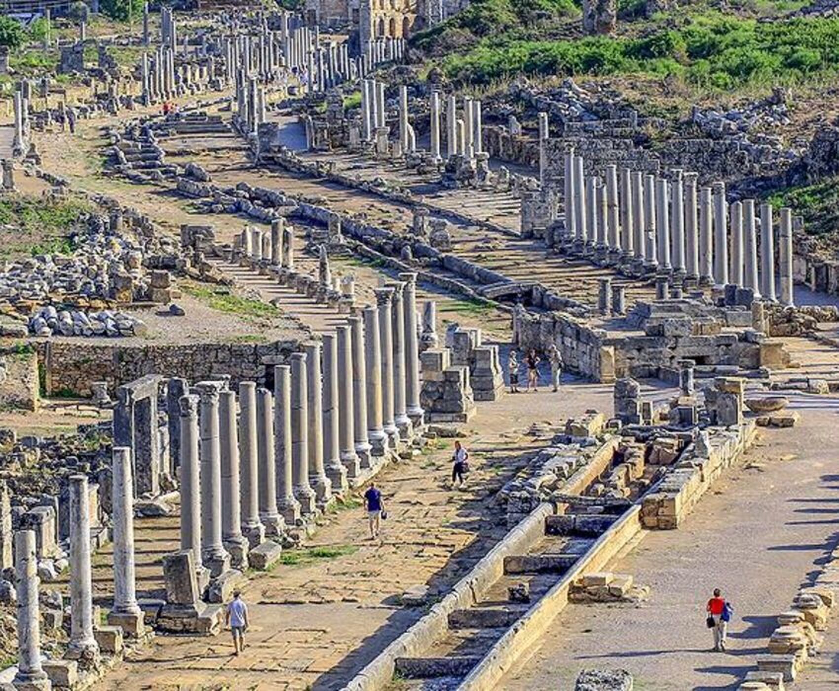 PERGE & ASPENDOS & SIDE TOUR 