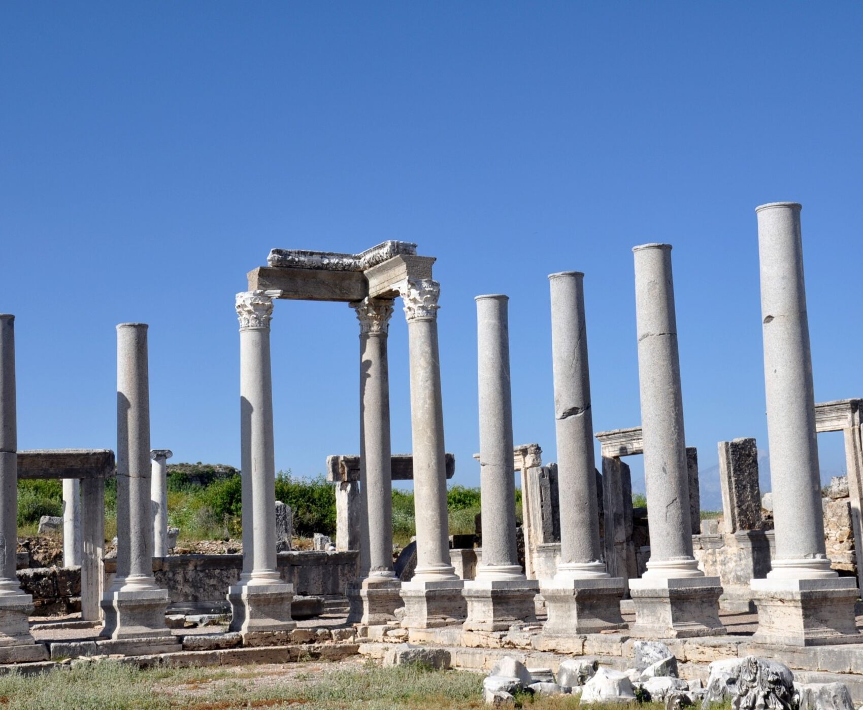 PERGE & ASPENDOS & SIDE TOUR 