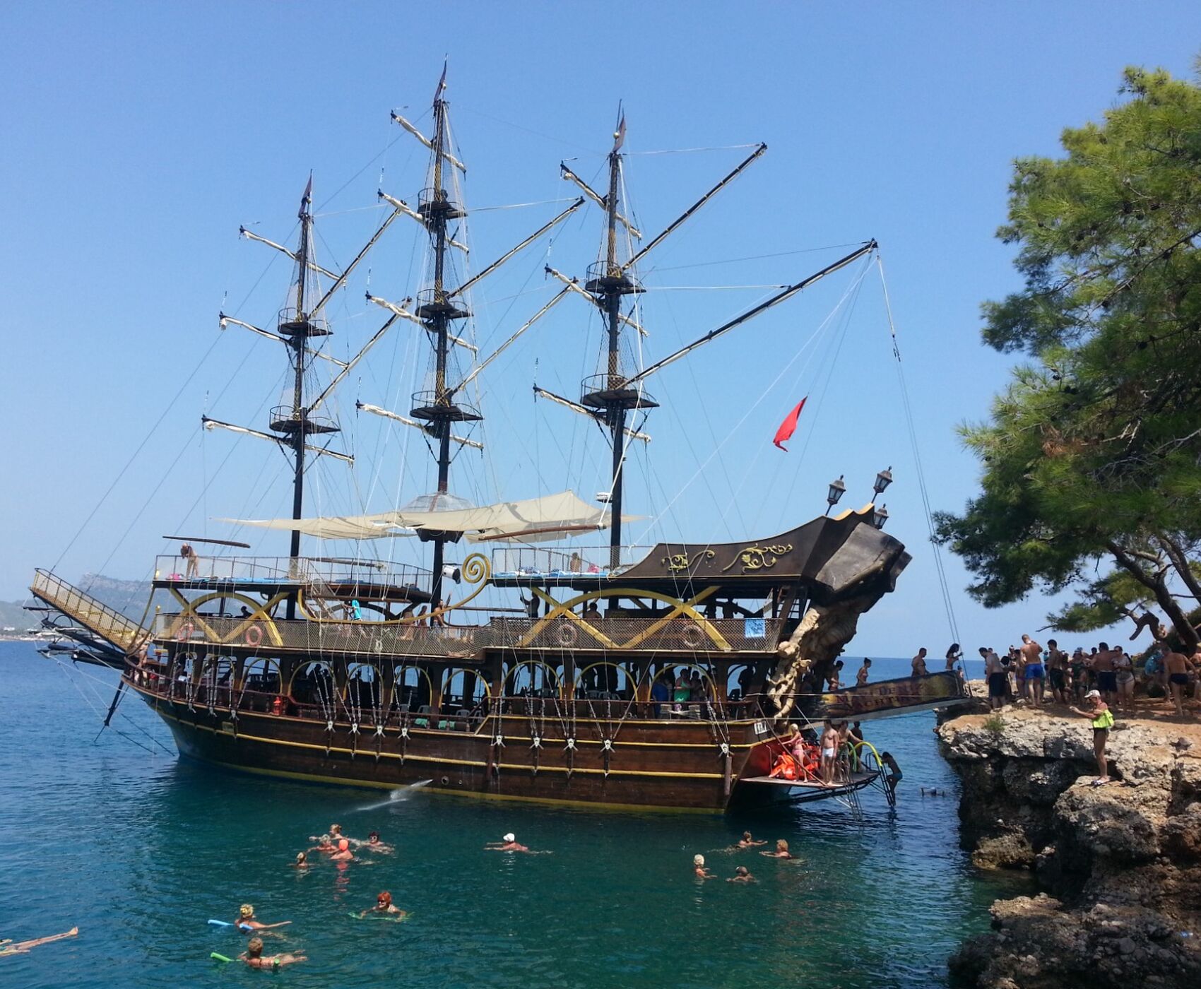 KEMER PIRATES YACHT TOUR