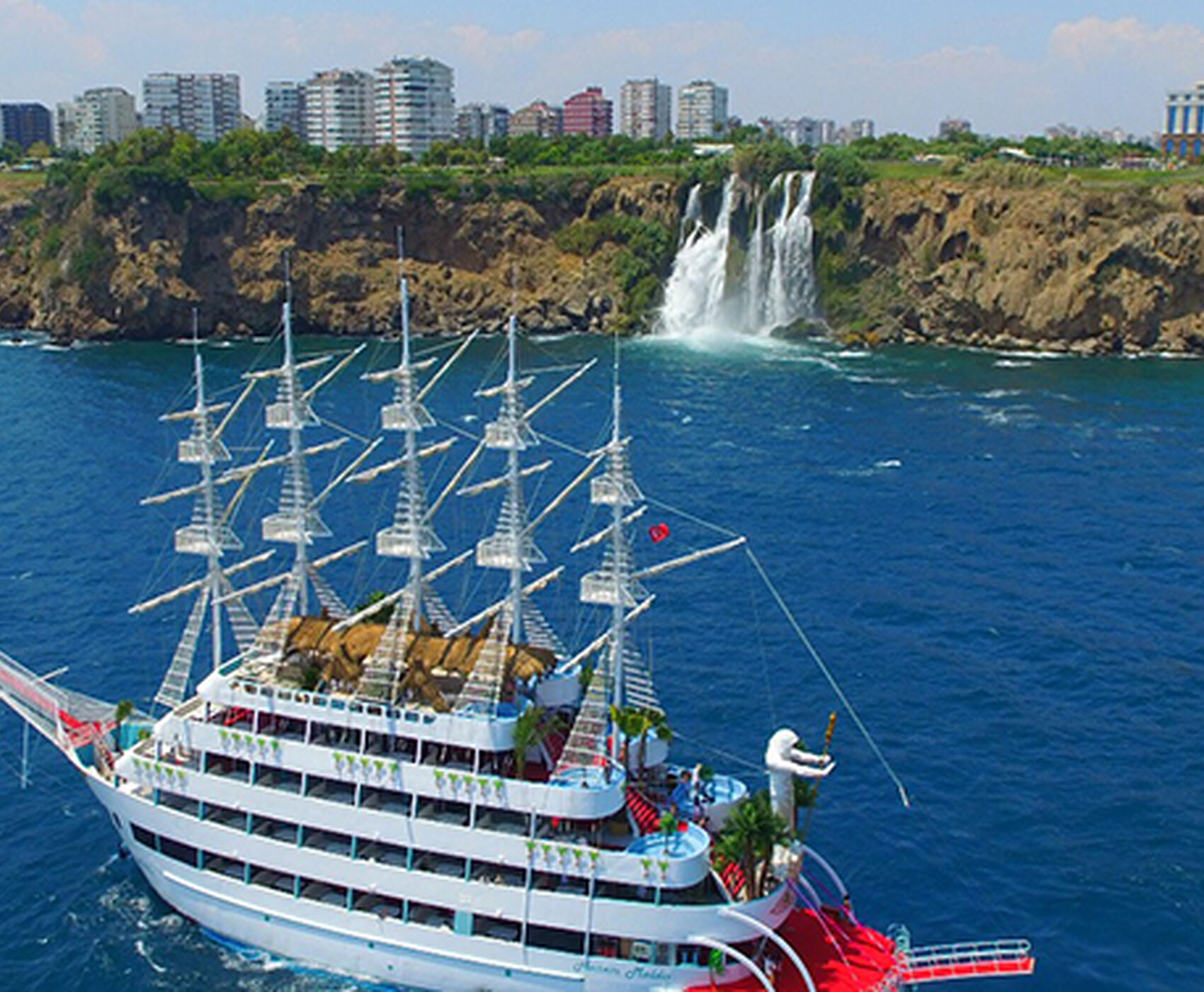 HAREM MALDIVE YATCH TOUR