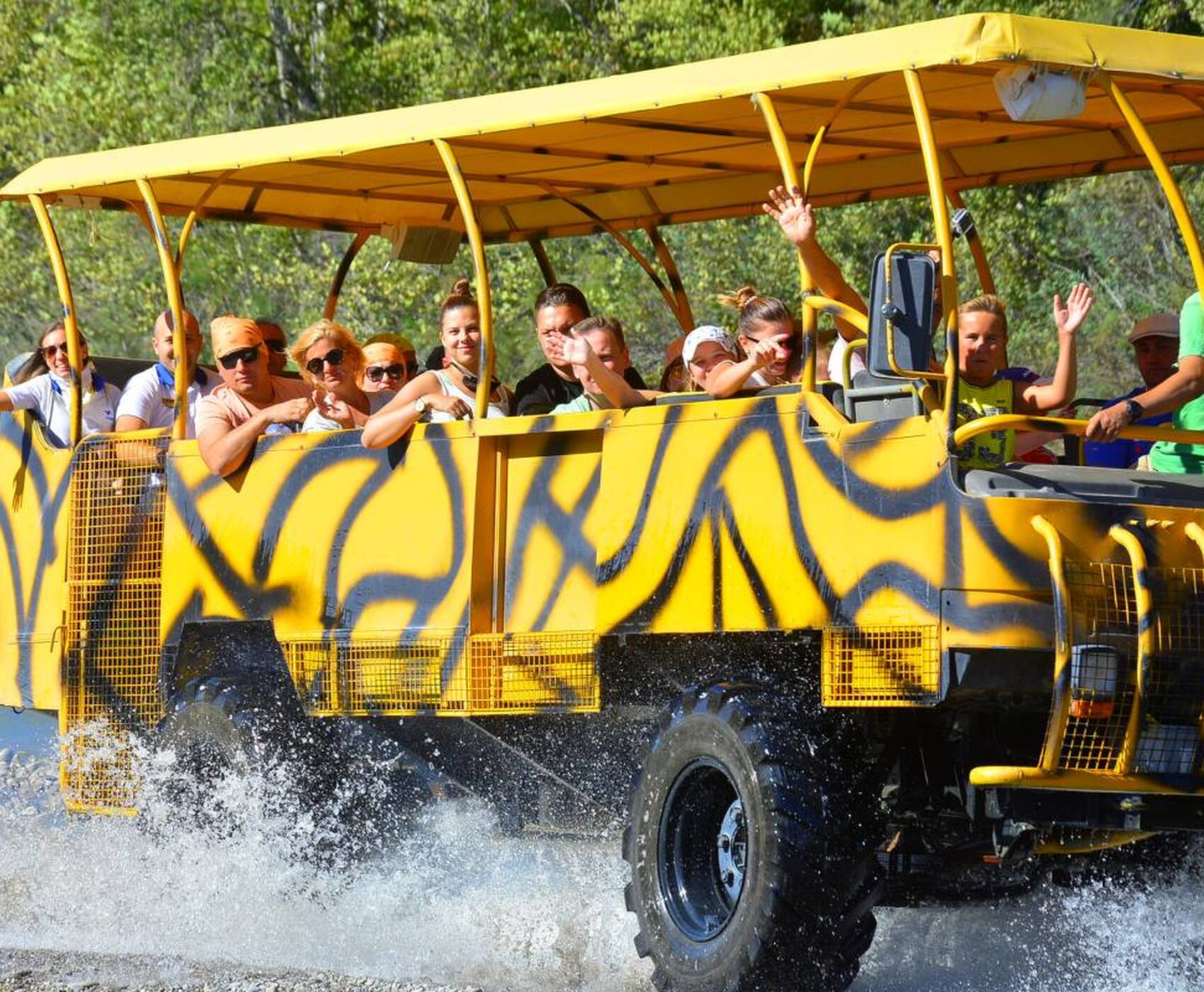 JET BOAT & KAMYON SAFARİ & AKREP JEEP SAFARİ & RAFTİNG & ZİPLİNE & BALIK