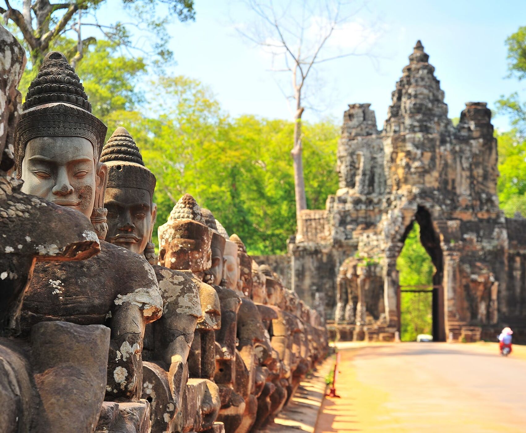 VIETNAM & CAMBODIA TOUR WITH FLIGHT