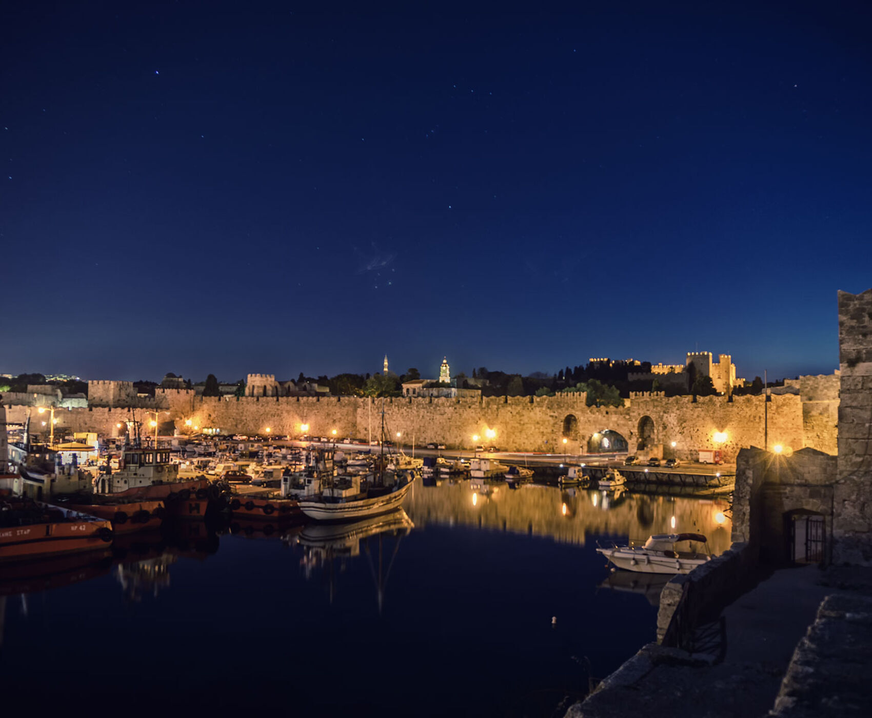 RHODES TOUR INCLUDING SIRTAKİ NIGHT 