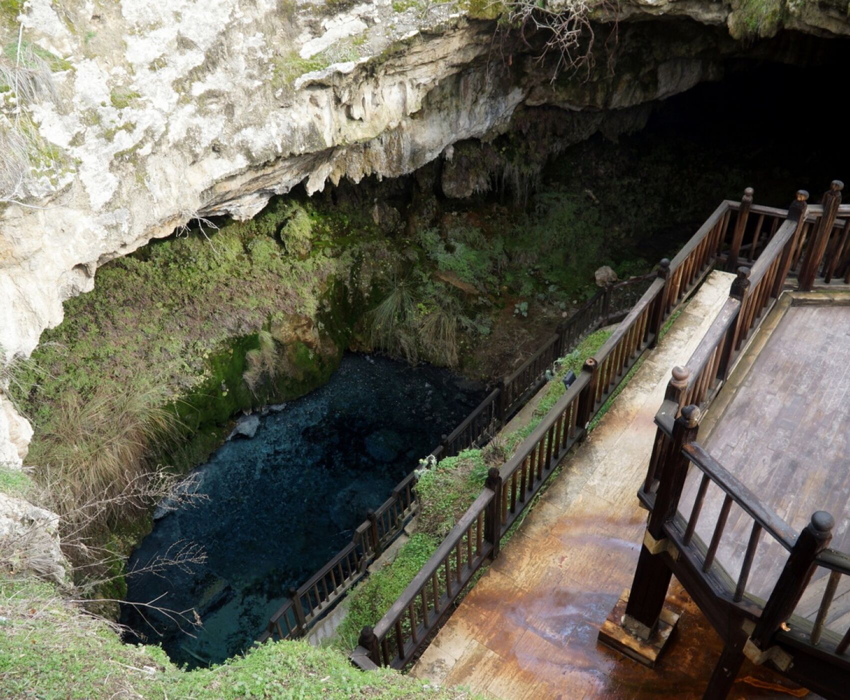 KAKLIK CAVE - PAMUKKALE - LAODIKEIA TOUR