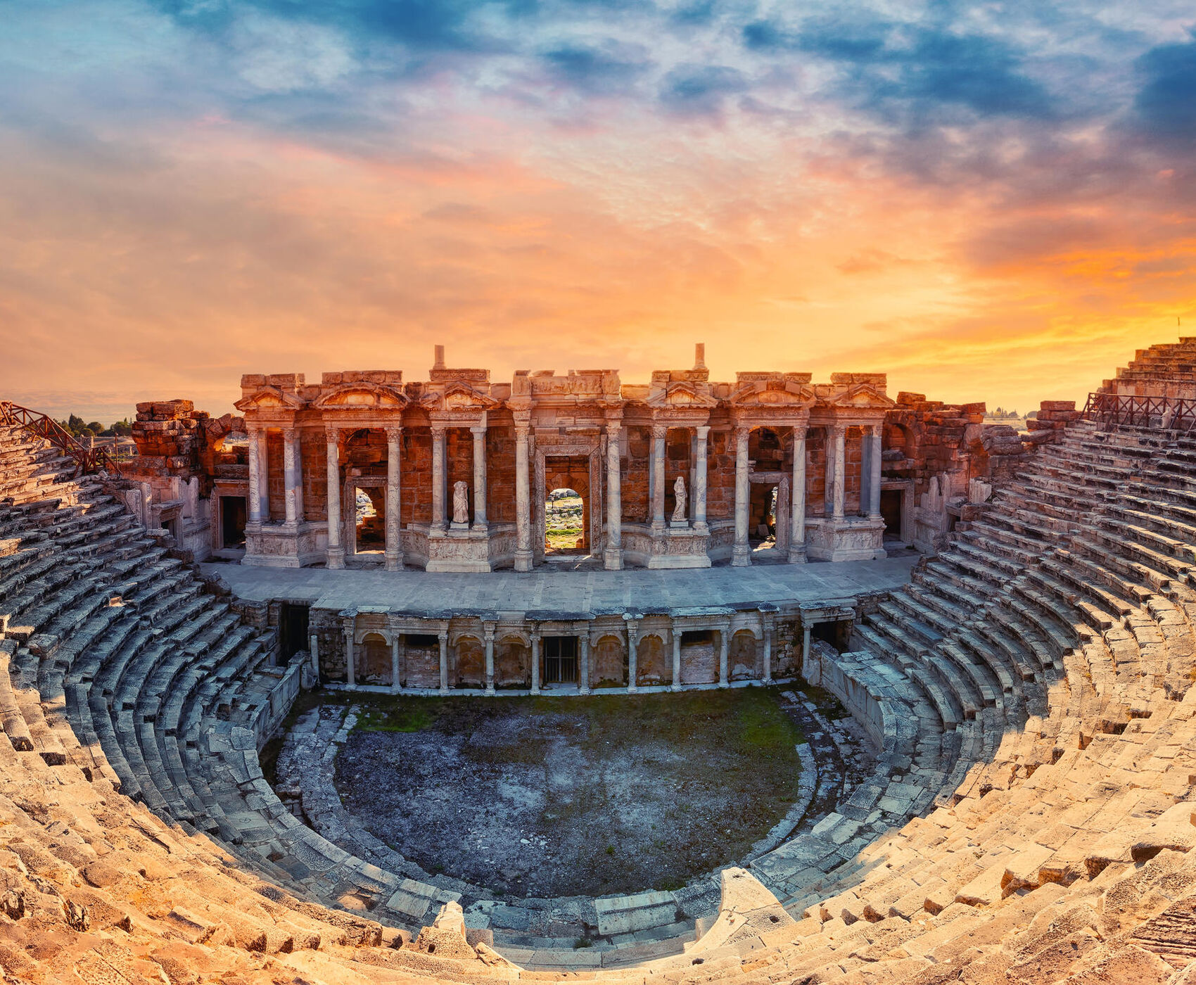 KAKLIK CAVE - PAMUKKALE - LAODIKEIA TOUR