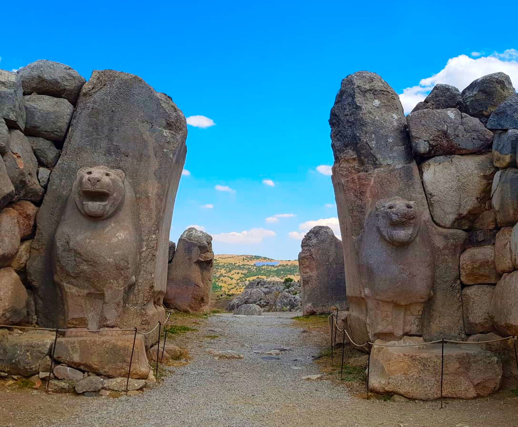 CENTRAL ANATOLIA AND DOCTOR FISHES TOUR BY PLANE