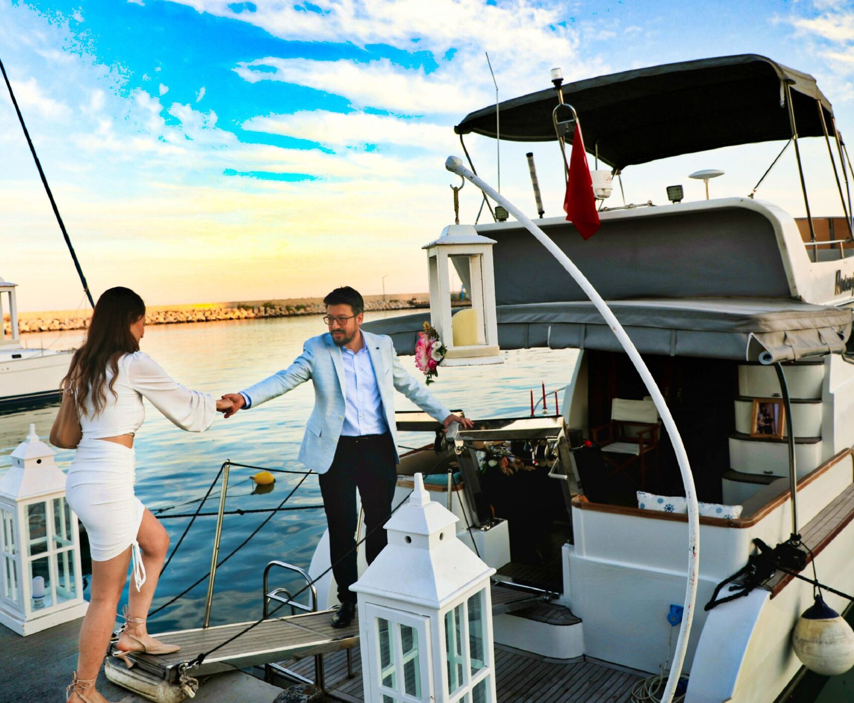 VIP MOTOR YATCH TOUR